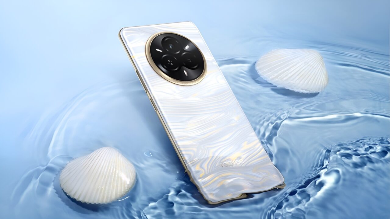1.5K ekran ve 6.000 mAh pil: realme 14 Pro+ tanıtıldı! 2 15k ekran ve 6000 mah pil realme 14 pro tanitildi 1 eLDTpWAy