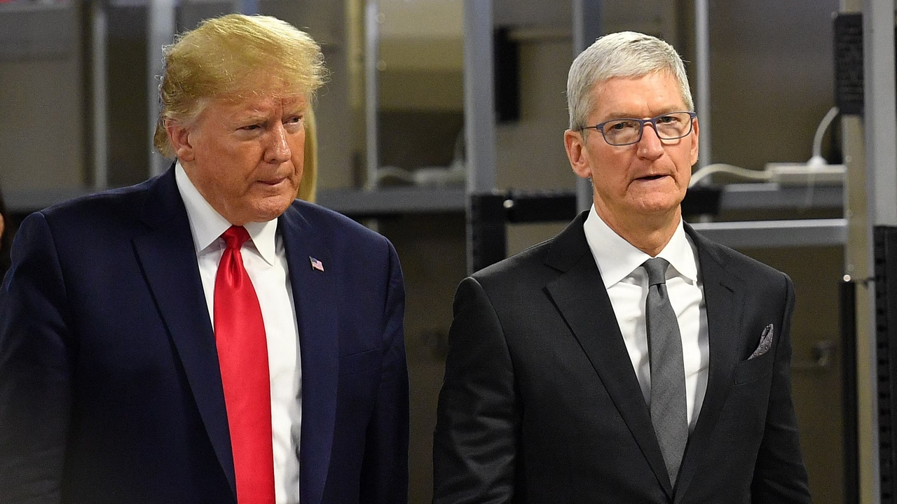 donald trump apple ceosu tim cook ile yaptigi gizli gorusmeyi anlatti zNJOgWZS