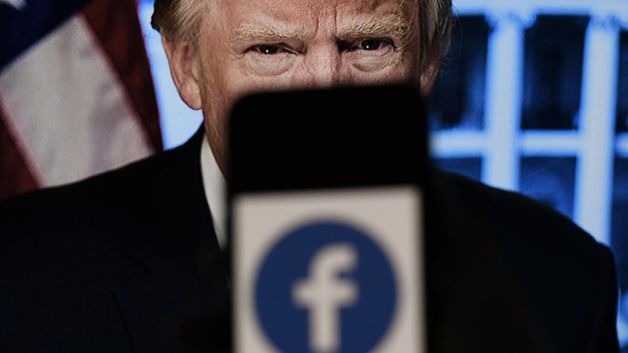 facebook kullanicilari donald trumpi takip etmeye mi zorluyor FNSUrhZe