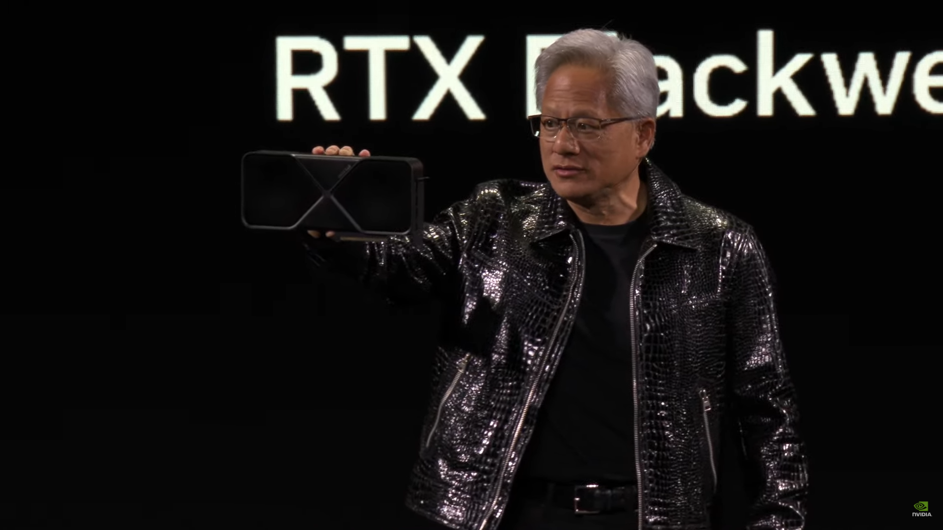 nvidia bombayi patlatti yeni rtx 5000 serisi tanitildi 0