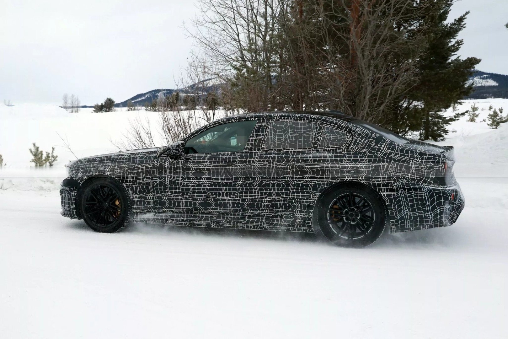 2027 model bmw m5 test ediliyor bu sekilde gorunecek 2