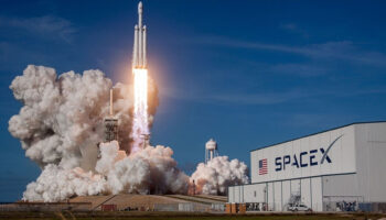 spacex falcon 9 ile bir ilke imza atti ykhdGCqN