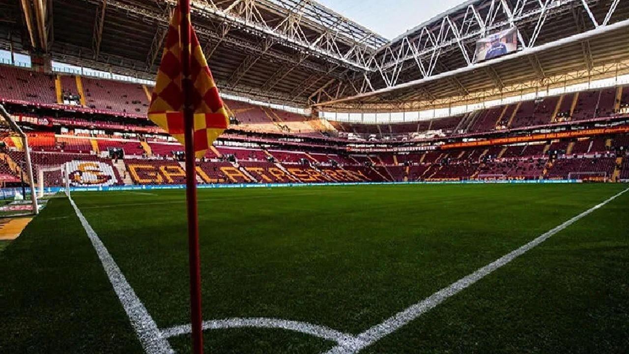 turkiyede 5g donemi basladi ilk test yayini galatasaray stadinda 1