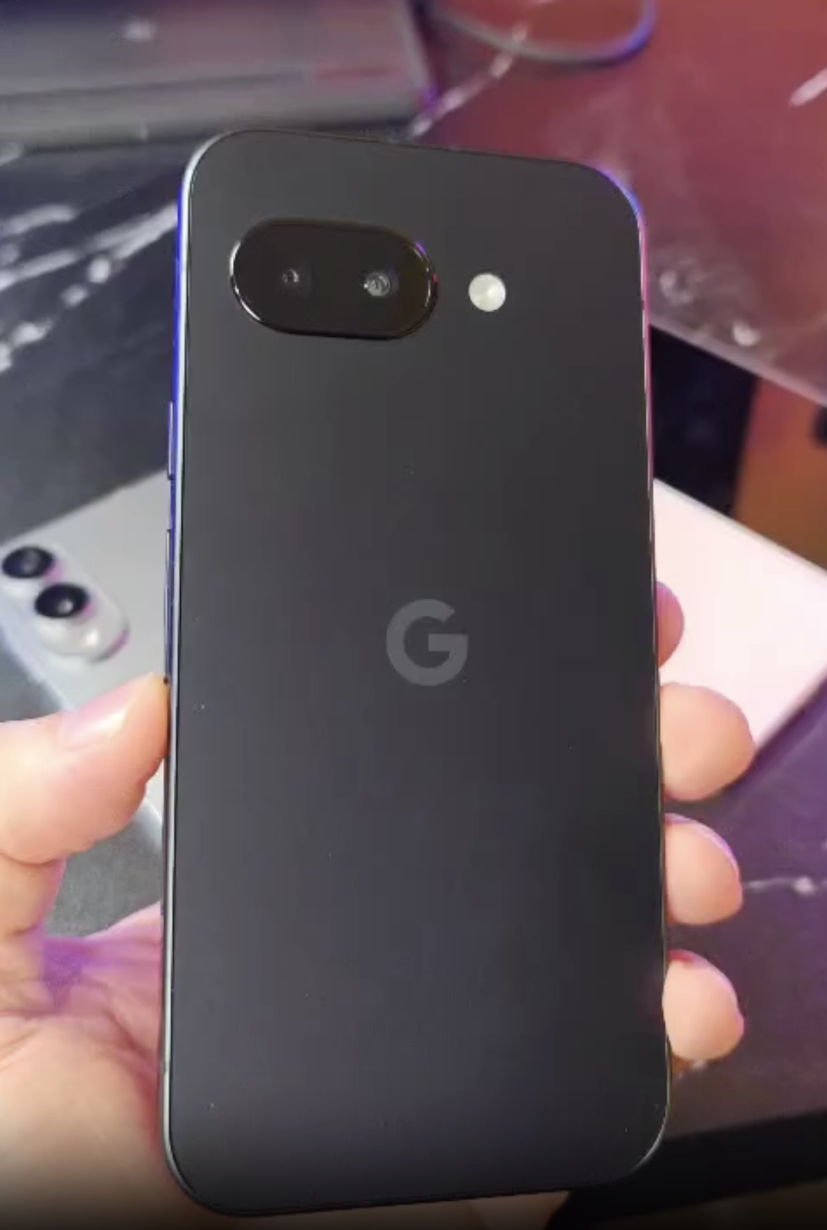 google pixel 9a kanli canli goruntulendi 0 CfIsUk7e