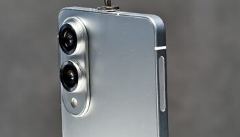 galaxy s25 edge icin geri sayim fiyati ortaya cikti WNsDZIAl