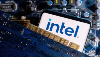 intel altera bolumundeki cogunluk hissesini satti JMVdjvFr