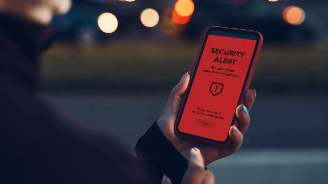 Telefonunuzu 10 dakikada hackerlara karşı güvenli hale getirme rehberi 1 telefonunuzu 10 dakikada hackerlara karsi guvenli hale getirme rehberi 0 zTqtBReH