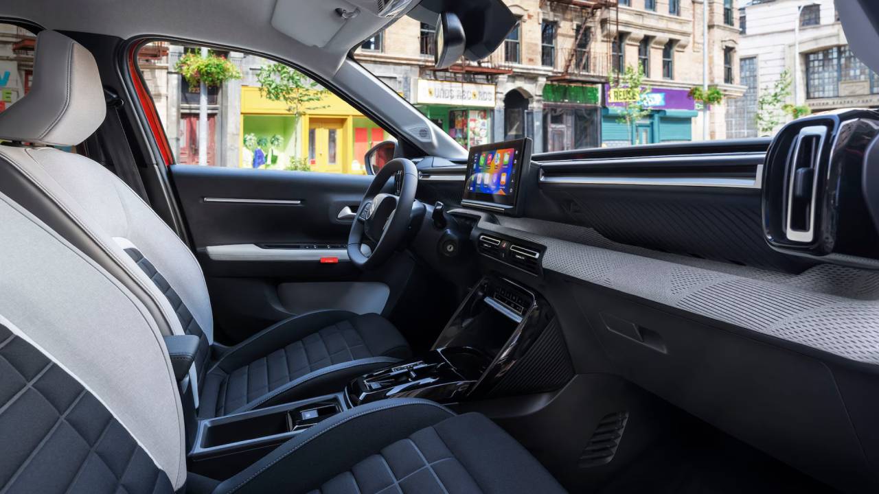 Citroen’den 1.1 milyon TL’ye Türkiye’nin en ucuz elektriklisi: İşte yeni e-C3! 2 citroenden 11 milyon tlye turkiyenin en ucuz elektriklisi iste yeni e c3 1 VRHpXpDr