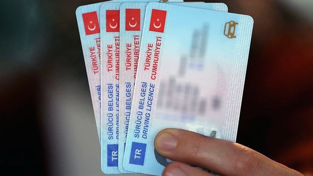 Ehliyet yenileme ücreti %49453 artıyor! 1 ehliyet yenileme ucreti 49453 artiyor 0 QY31vyCM