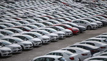 ihracatta lider yine otomotiv minibus uretimi patladi CQcxkq6T