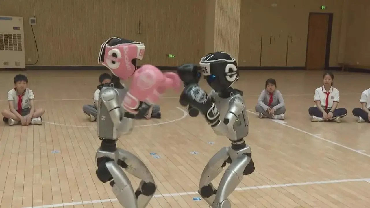 İnsansı robotlar, resmen boks maçı yapacak! 1 insansi robotlar resmen boks maci yapacak 0 cBzLFYvO