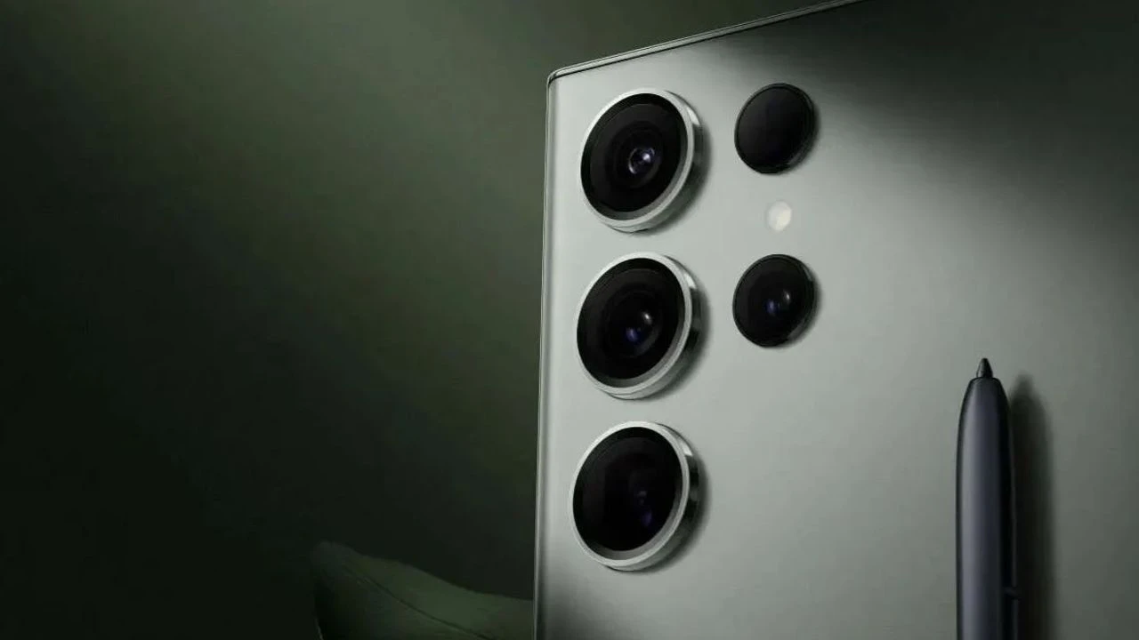 Samsung’un güncelleme desteği verdiği tüm modeller! – Mayıs 2025 1 samsungun guncelleme destegi verdigi tum modeller mayis 2025 0 zIkUsTsM