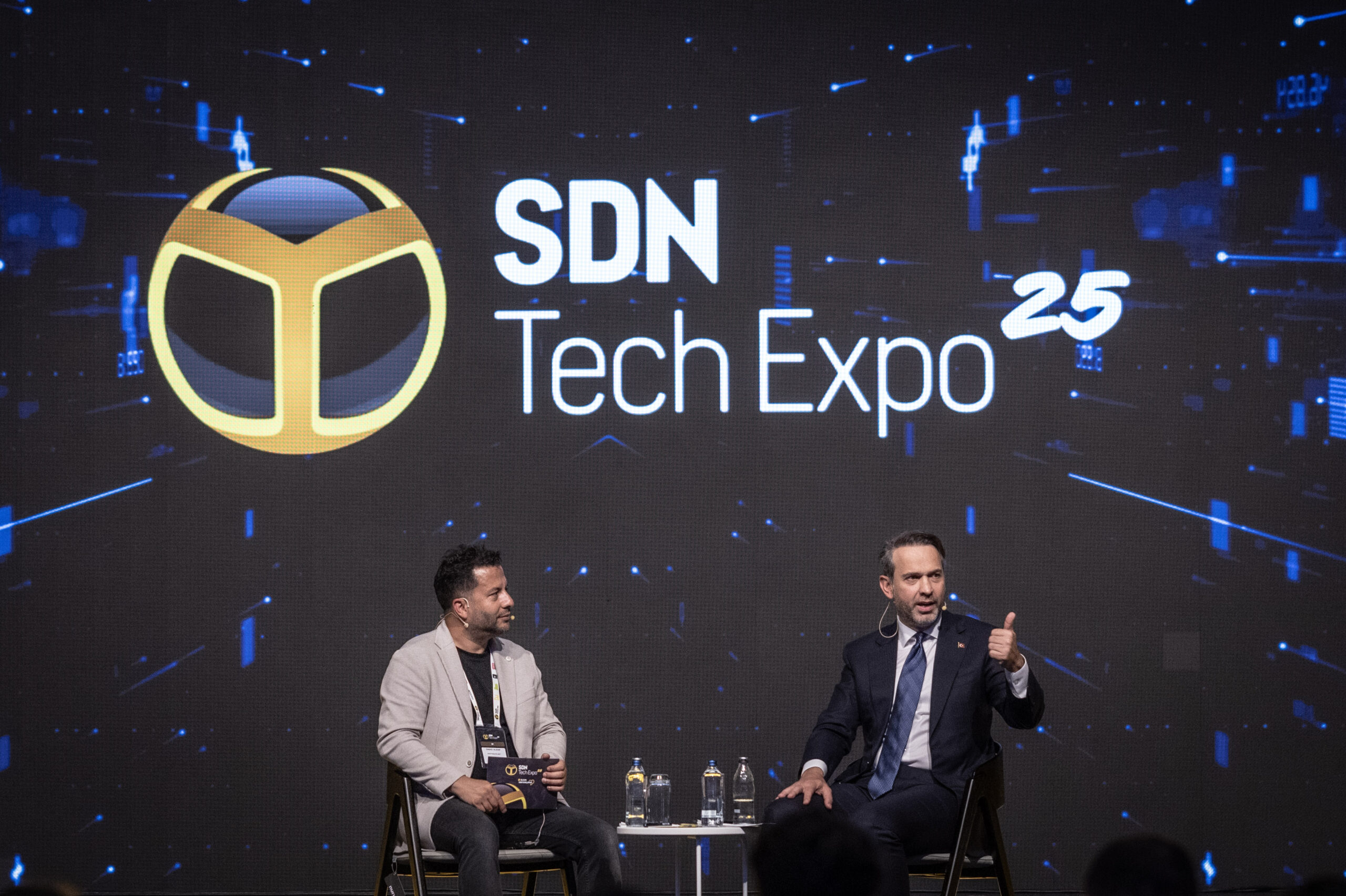 bakan bayraktar sdn tech expoda konustu yenilenebilir enerji yatirimlari hizlaniyor 0 eKIgeES3