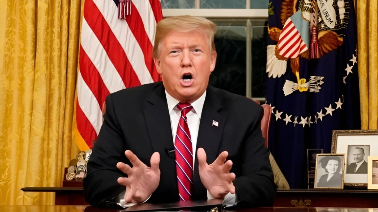 Donald Trump operatör şirketi kurdu: Trump Mobile 1 donald trump operator sirketi kurdu trump mobile 0