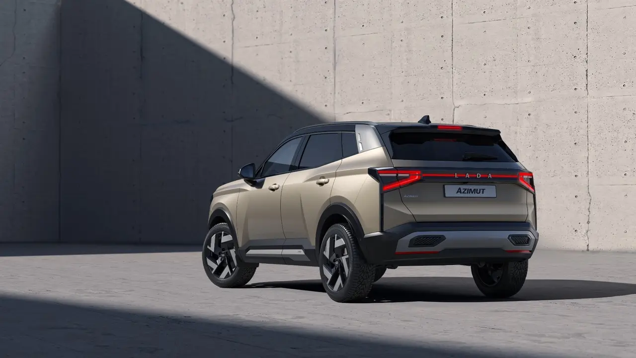 Lada, yeni SUV modeli Azimut’u tanıttı! 3 lada yeni suv modeli azimutu tanitti 2 gTi6Srvd