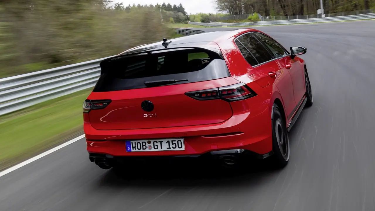volkswagen yeni nesil golf gti modelini tanitti 2 gWtSQpXL