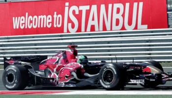 f1 turkiye topraklarina geri donuyor lewis hamilton heyecanli UPhVb1Me