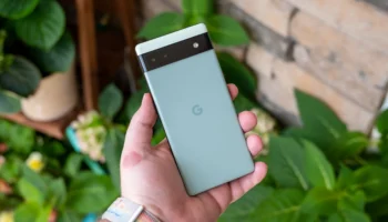 googlein uygun fiyatli telefonu sarj sirasinda alev aldi BmJMqCCj