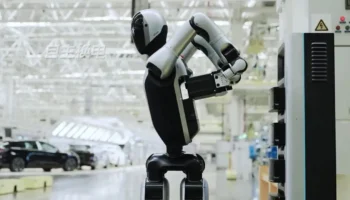 kendi bataryasini degistirebilen robot gelistirildi QLgyXHMp