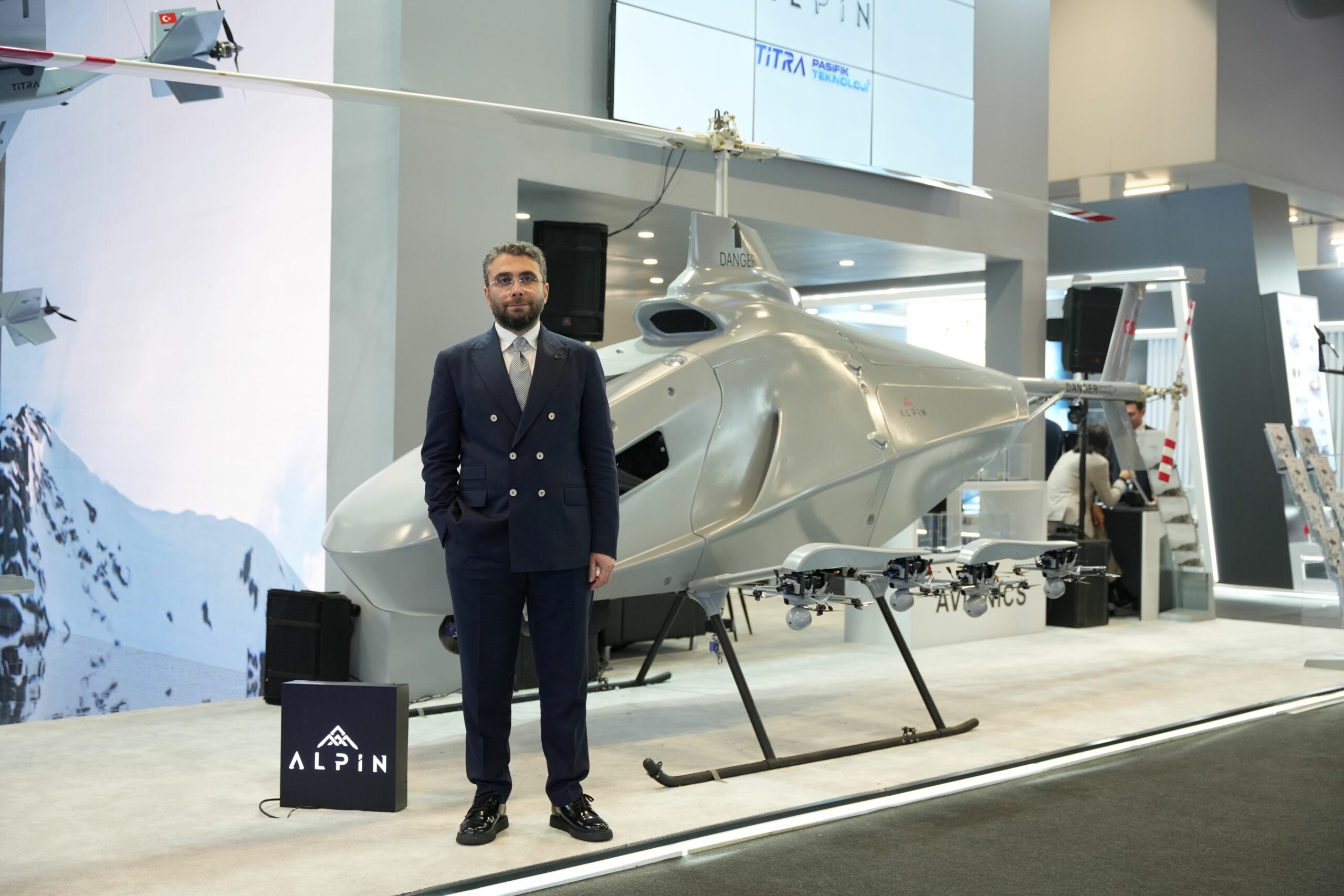Pasifik Teknoloji ALPİN-2, SEYYAH ve PARS VTOL’u IDEF 2025’te tanıttı 3 pasifik teknoloji alpin 2 seyyah ve pars vtolu idef 2025te tanitti 2 VpvC2OMj