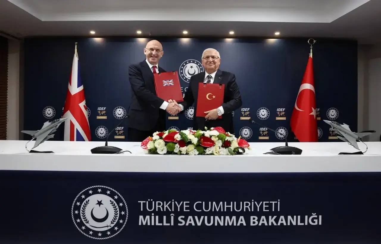 Türkiye ile İngiltere arasında Eurofighter Typhoon anlaşması yapıldı 1 turkiye ile ingiltere arasinda eurofighter typhoon anlasmasi yapildi 0 iwrzyXv7