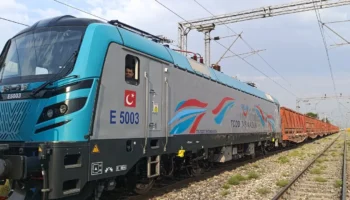 yerli elektrikli lokomotif ilk seferini tamamladi xV5dCN72