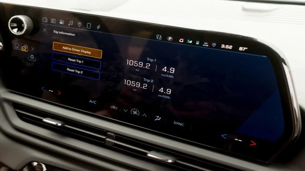 chevrolet silverado menzil rekoru kirdi 0 24AZ5Yhw