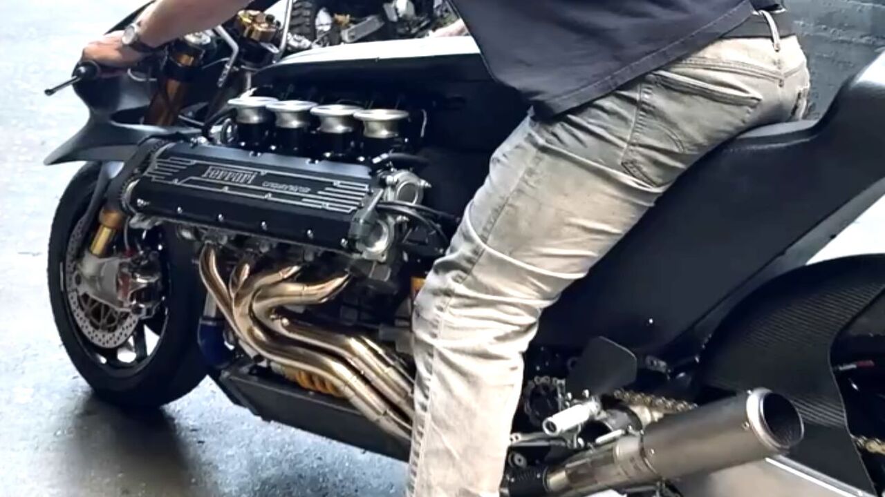 ferrari motorlu motosiklet geliyor 0 RfjSd9DD