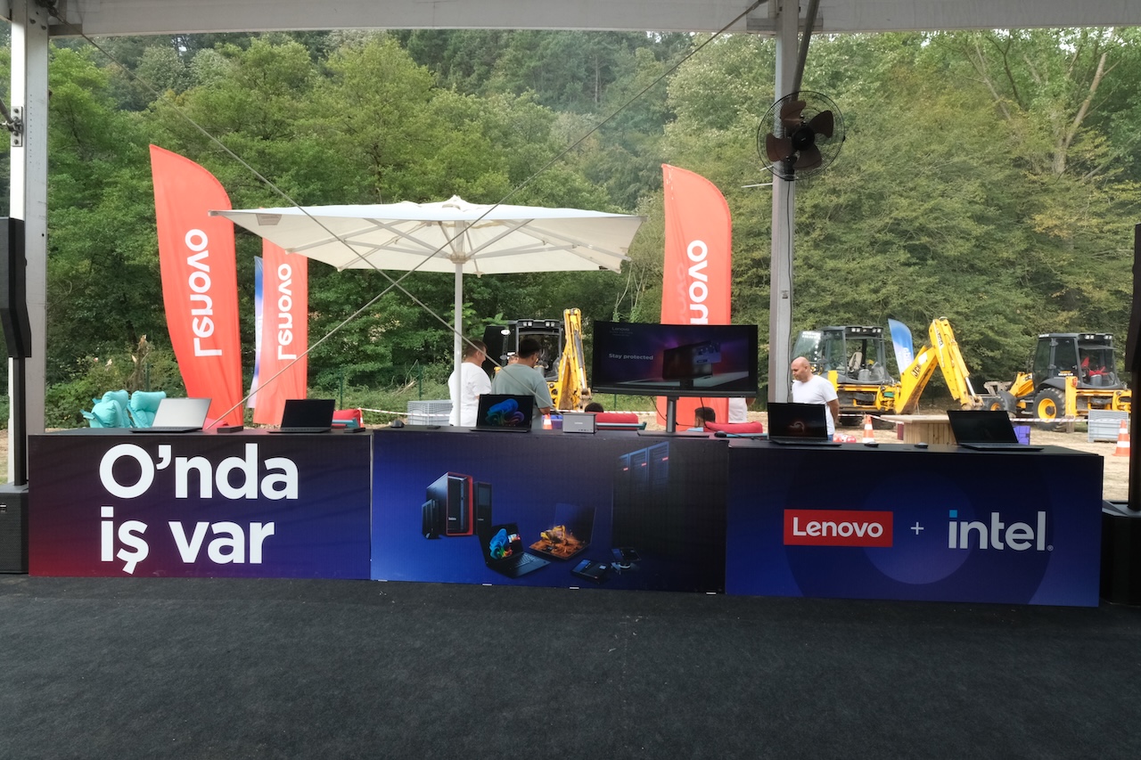 Lenovo Think yeniliklerine hız kesmeden devam ediyor 1 lenovo think yeniliklerine hiz kesmeden devam ediyor 0 i2vvybN4