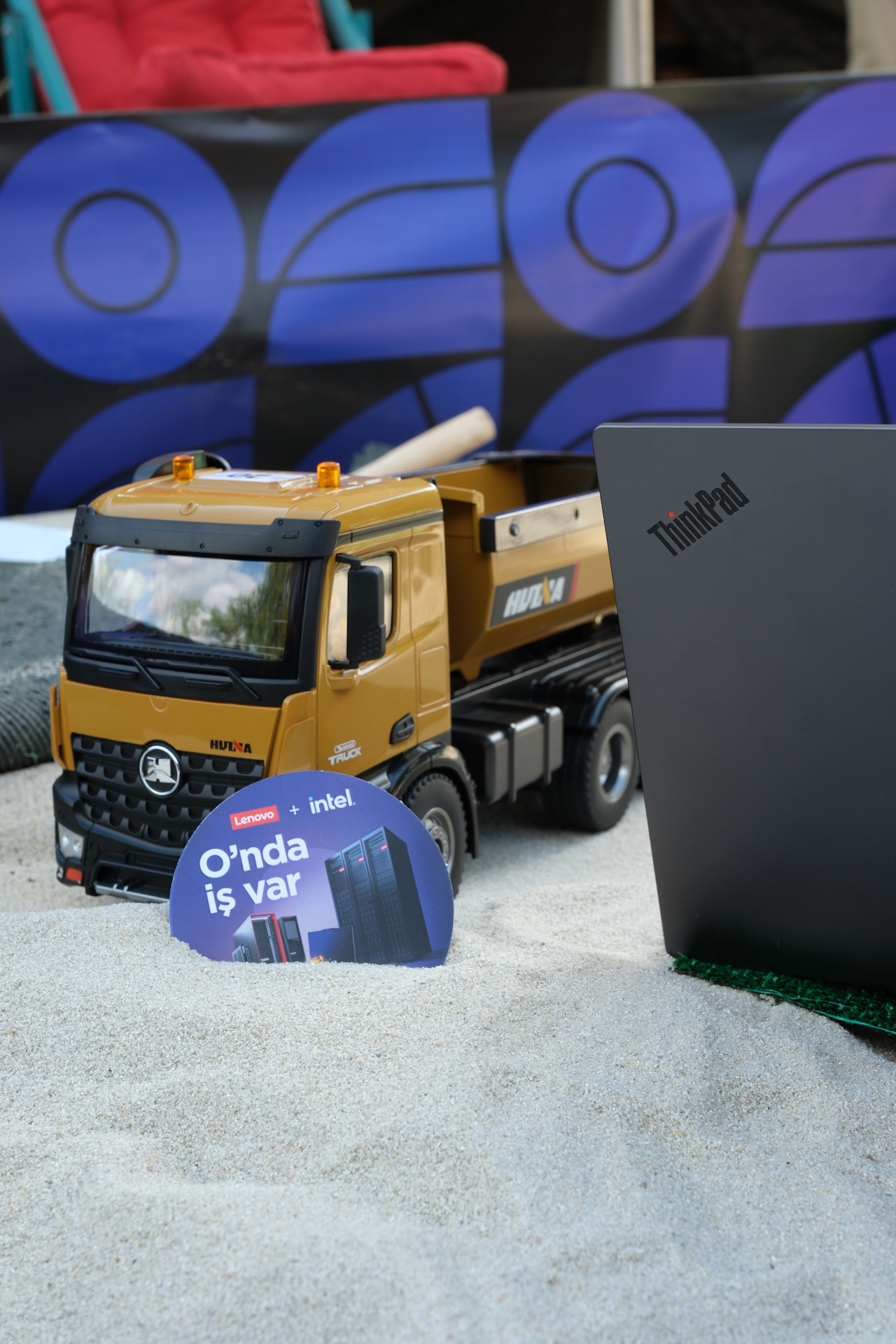Lenovo Think yeniliklerine hız kesmeden devam ediyor 6 lenovo think yeniliklerine hiz kesmeden devam ediyor 5 EvlNGTOv