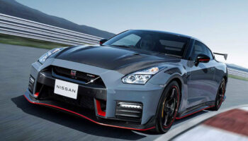 nissan gt ra sonsuza dek veda etmedi 9TPC2R3E