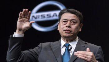 nissan satislari dusmeye basladi peki neden tq9muEF9