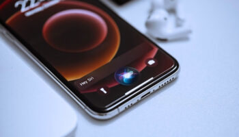 siri hala 2018deki gibi kullaniliyor yeni siriyi neden bekliyoruz zlOyyyRA