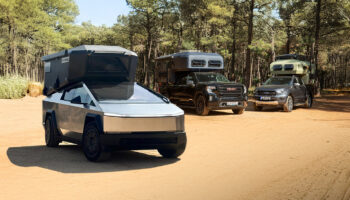 tesla cybertruck cyberglad ile karavan oluyor jpqYvBW2