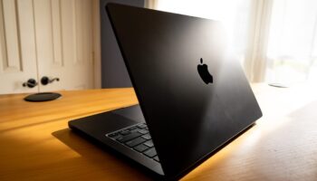 yeni macbook pro modeli sasirtacak tOGmdUHN