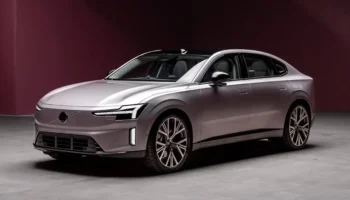 700 km menzilli volvo es90 geliyor HSfQj4D5