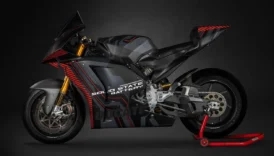 ducati kati hal bataryali motosikletini tanitti JaDSnK5l