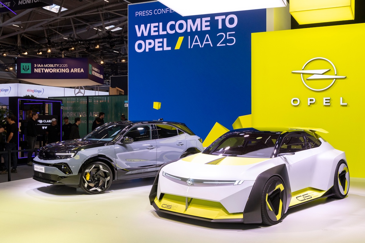opel gse efsanesini bir ust seviyeye tasiyor 0 EMFPbTzF