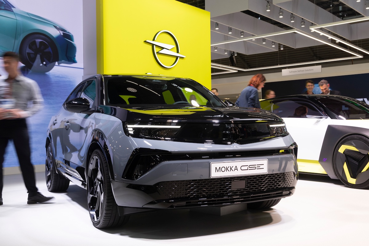 opel gse efsanesini bir ust seviyeye tasiyor 2