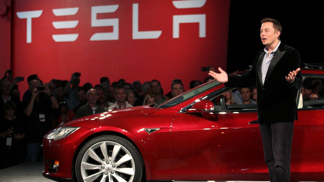 tesla elon muska servet odeyecek 0 g9E7HMpT