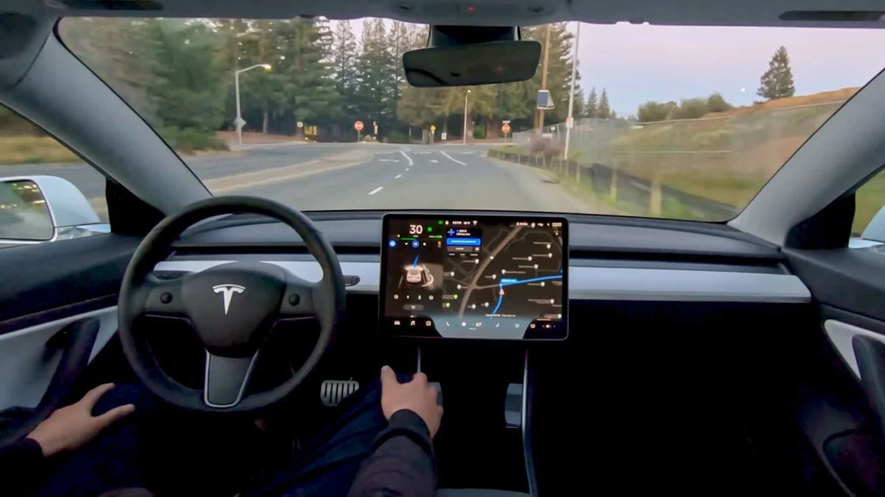 teslanin basi yine derde girdi 0 CgjhQSKc