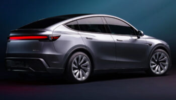 uygun fiyatli tesla yolda ama eksik ozelliklerle geliyor jwsNMnJ1