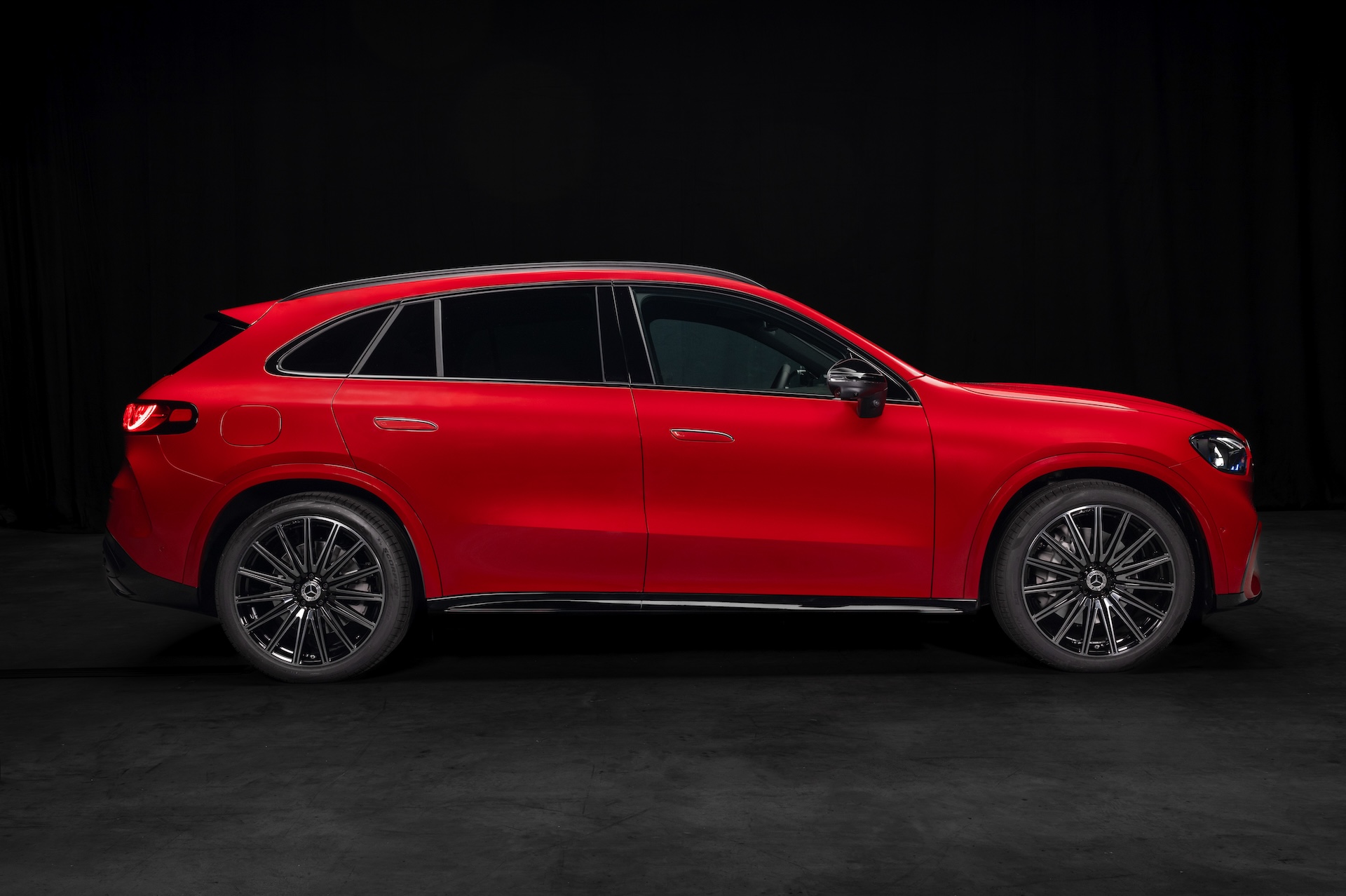 Yeni Mercedes-Benz GLC ezber bozmaya geldi 13 yeni mercedes benz glc ezber bozmaya geldi 12