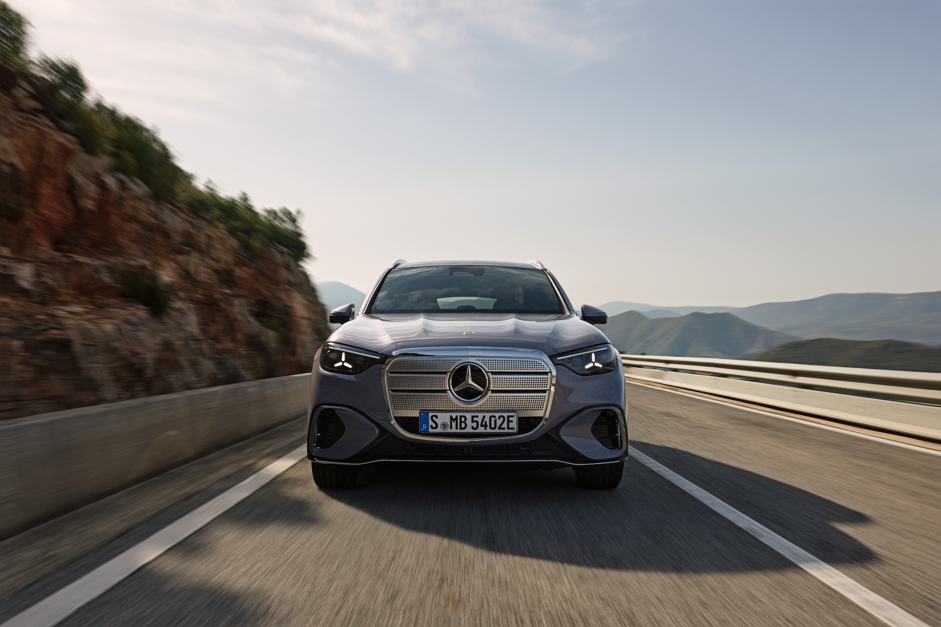 Yeni Mercedes-Benz GLC ezber bozmaya geldi 22 yeni mercedes benz glc ezber bozmaya geldi 21 pdwqh27C