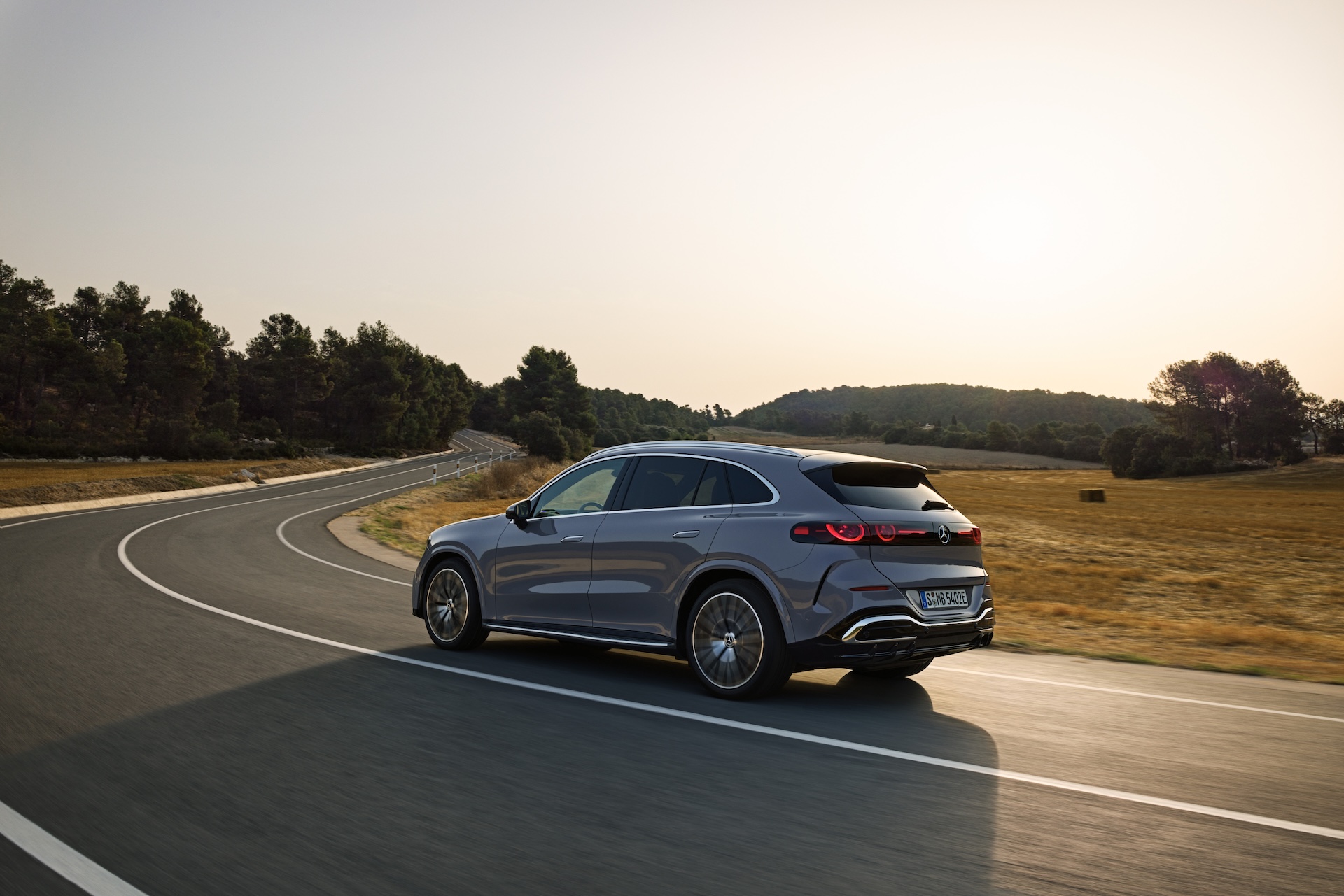 Yeni Mercedes-Benz GLC ezber bozmaya geldi 24 yeni mercedes benz glc ezber bozmaya geldi 23 O6ICe8H6