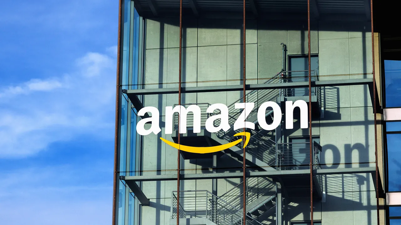 Amazon’dan Dev Yatırım: Kartlar Yeniden Dağıtılıyor! 2 amazondan dev yatirim kartlar yeniden dagitiliyor 0 DUpyI4mr