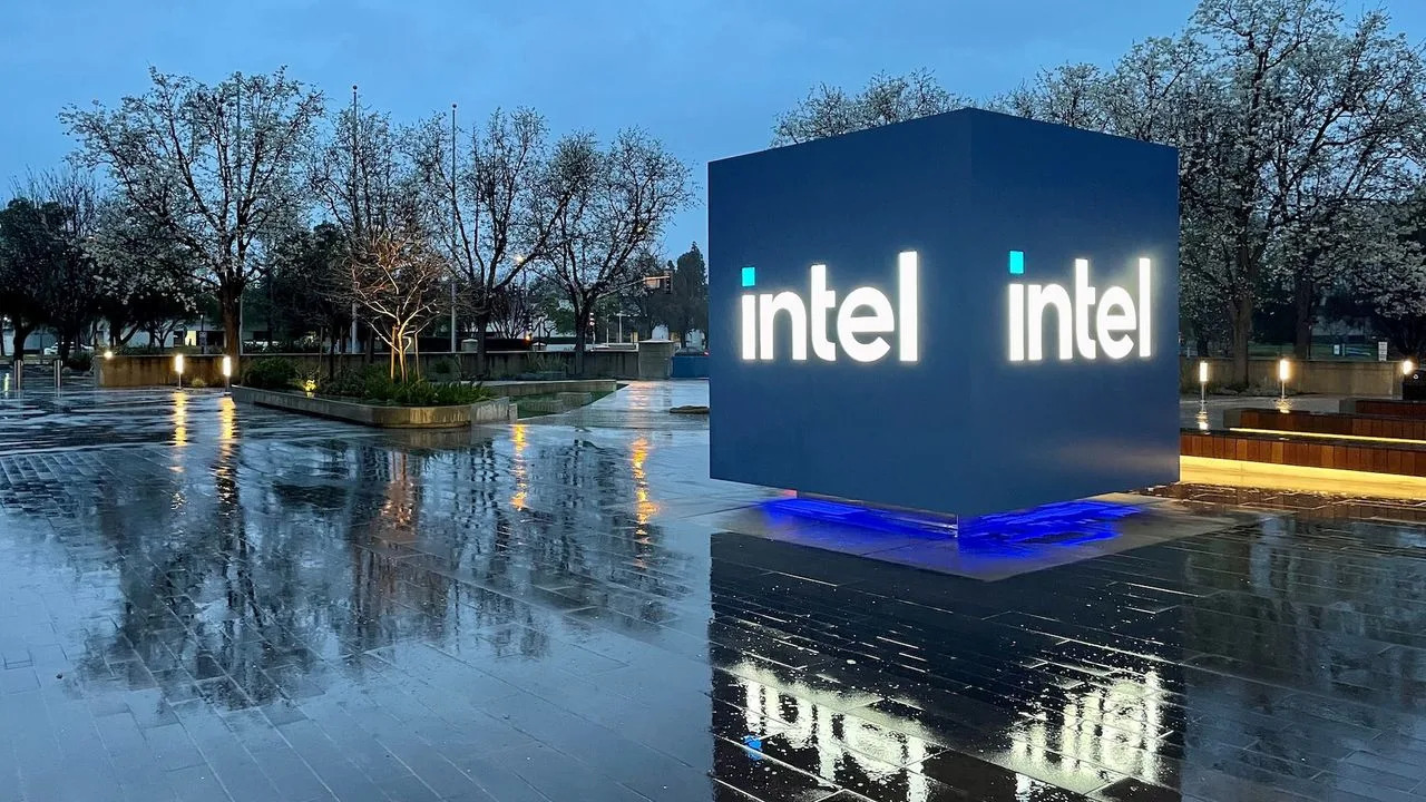 Intel Ne Kadar Kazandı? Gelirler Tatmin Edici mi?