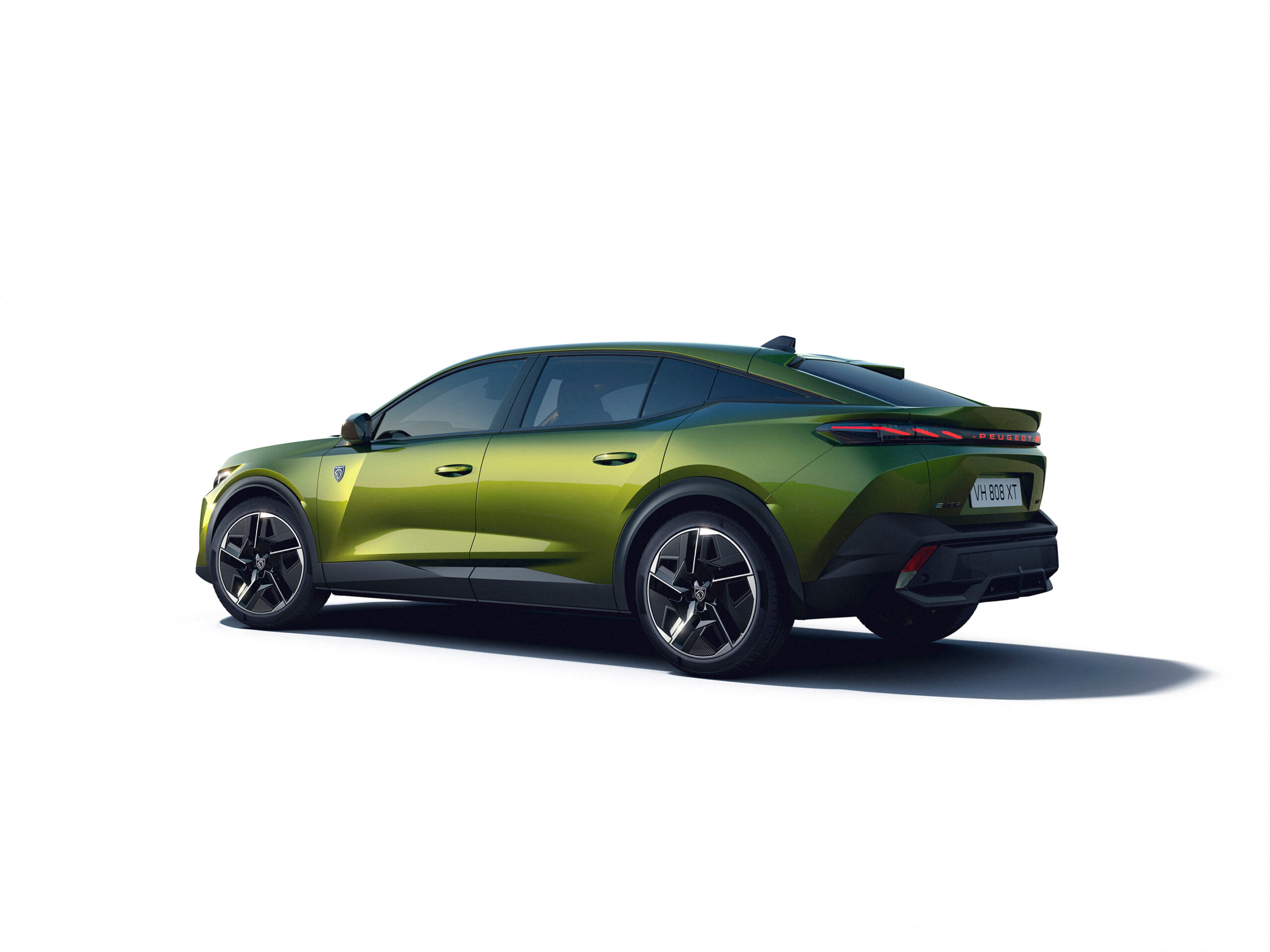 yeni peugeot 408 tanitildi 0