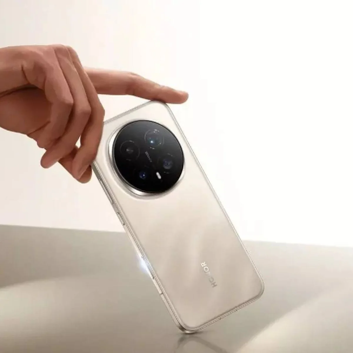 Honor Magic 8 Pro Türkiye’ye Geliyor 3 honor magic 8 pro turkiyeye geliyor 1 EvGNjybi